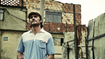 Polo, Gustavo Gaviria (Juan Pablo Raba) in Narcos S02E10