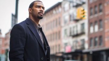 Le top coat de James "Ghost" St. Patrick (Omari Hardwick) dans Power saison 1