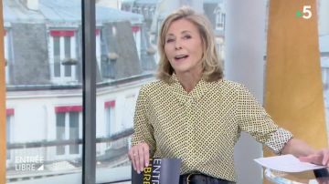The printed shirt of Claire Chazal in free Entrance from 6 April 2018