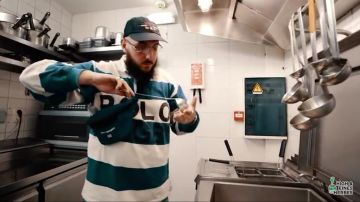 Le Polo Ralph Lauren de Caballero dans la vidéo Chef de Caballero & JeanJass