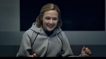 The vest grey unisex Simone Alba (August) in The Rain S01E01