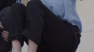 The black pants of Noora Amalie Sætre (Josefine Frida Pettersen) in Skam S04E09