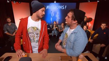 The jacket of Carlito scope in the video 2 million subscribers feat. McFly