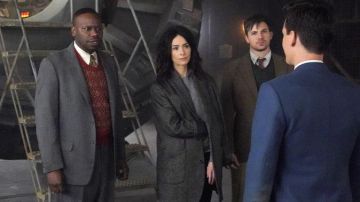 Jacket Blazer worn by Lucy Preston (Abigail Spencer) as seen in Timeless S02E05