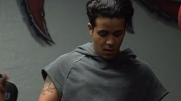 Outfit boxing worn by Tony Padilla (Christian Navarro) as seen in 13 Reasons Why S02E03