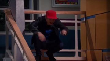 The t-shirt of Max Thunderman (Jack Griffo) in The Thunderman