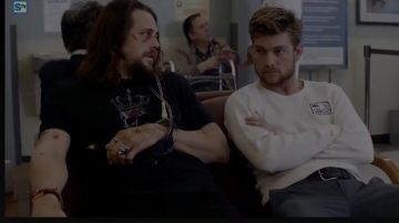 The pull white Deran Cody (Luke Ford) in the Animal Kingdom S03E03