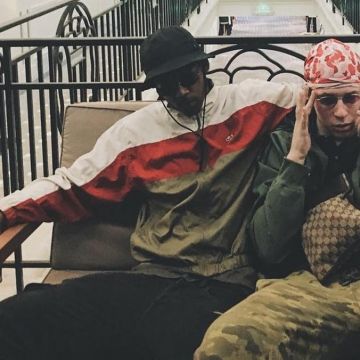 La veste tricolore Lacoste portée par Sirap sur son compte Instagram