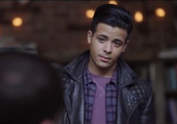 Purple shirt and t-shirt worn by Tony Padilla (Christian Navarro) as seen in 13 Reasons Why S01E02