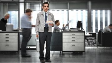 Chaqueta blanca usada por Walter Mitty (Ben Stiller) como se ve en La vida secreta de Walter Mitty