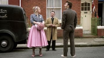 La robe de Rose Tyler (Billie Piper) dans Doctor Who S02E07