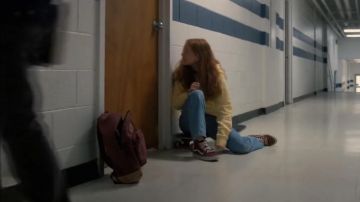 Backback de Max Mayfield (Sadie Lavabo), comme on le voit dans des Choses plus étranges S02E03