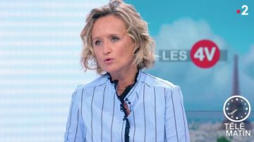 Le chemisier porté par Caroline Roux lors de l'émission Les 4 Vérités dans Télématin du 28 août 2018