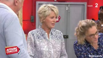 La chemise à fleurs portée par Sophie Davant dans Affaire conclue du 05/09/2018