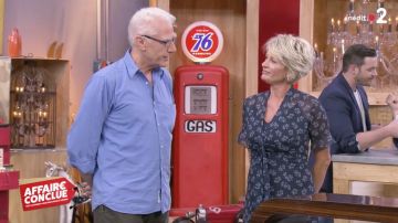 La robe bleue à fleurs de Sophie Davant dans Affaire Conclue du 6 septembre 2018