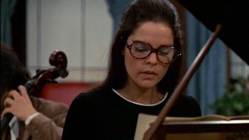 Les lunettes de vue portées par Jenny / Jennifer Cavalleri (Ali MacGraw) dans Love Story
