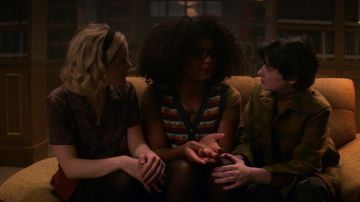 The vest printed worn by Rosalind Walker (Jaz Sinclair) in The New Adventures of Sabrina S01E03