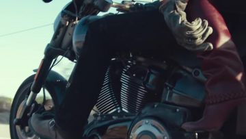 Motorcycle gloves worn by Jack (Bradley Cooper) as seen in A Star is Born