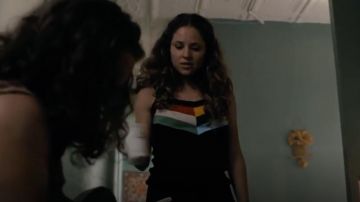 Vintage Shirt porté par Abigail 'Abby' Parker (Margarita Levieva) comme on le voit dans Le Deuce S01E03