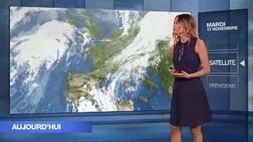 La robe portée par Gennifer Demey dans le bulletin météo d'M6 du 13 novembre 2018