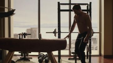Le survêtement Nike porté par Christian Grey (Jamie Dornan) dans 50 nuances plus sombres