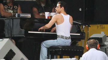 The jean Levi's faded Freddie Mercury (Rami Malek) in Bohemian Rhapsody