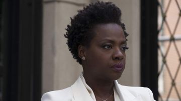 The earrings worn by Veronica (Viola Davis) in Widows