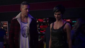 The bomber jacket with fur collar from Wade Wilson (Ryan Reynolds in Deadpool