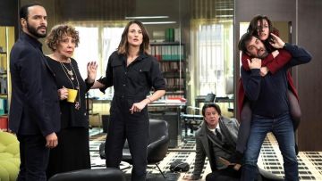 La combinaison noire portée par Andréa Martel (Camille Cottin) dans Dix Pour Cent S03E05