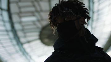 Chain headband worn by Scarlxrd in his Fxur/AM. music video