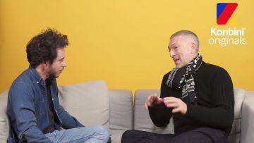 L'écharpe / foulard de Vincent Cassel dans la vidéo Vincent Cassel : le grand entretien par Konbini