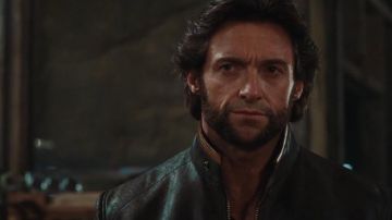 Chaqueta de cuero usada por Logan (Hugh Jackman) como se ve en The Wolverine
