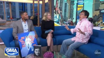 Camisa rosa impresa usada por Jackie Chan como se ve en Good Morning America 21 de enero de 2019