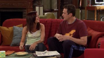 Le t-shirt aigle de Marshall Eriksen (Jason Segel) dans How I Met Your Mother S02E08