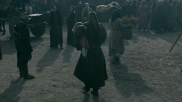 Cap porté par Ubbe (Jordanie Patrick Smith) comme on le voit dans les Vikings S05E19