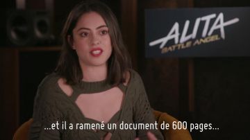 Chandail porté par Rosa Salazar dans les Entretiens Alita:Ange de Bataille chez Weta Digital (ft. Rosa Salazar)