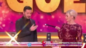 La combinaison à dentelle transparente de Kelly Vedovelli dans Touche pas à mon poste du vendredi 8 février 2019