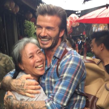 La chemise carreaux bleus de David Beckham sur son compte Instagram @davidbeckham