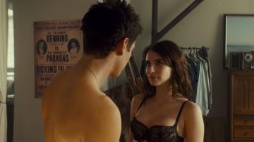 Black lace bra and underwear worn by Nikki Angioli (Emma Roberts) as seen in Little Italy