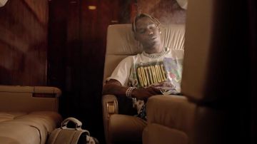 Butthole t-shirt porté par Travis Scott dans son YOSEMITE musique de la vidéo