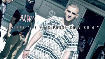 Black and white dashiki worn by Sofiane in #Jesuispasséchezso : Episode 4 / Saint Denis 93 music video