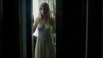 La nuisette de Karen Zariakas (Anne Hathaway) dans Serenity