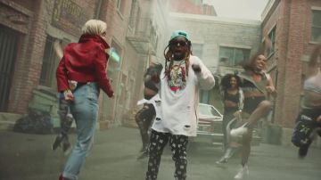 Sudadera con capucha / suéter usado por Lil Wayne en The Way I Are (Dance With Somebody) de Bebe Rexha