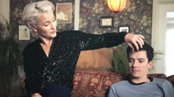 Green & Gold spot blouse worn by Jean Milburn (Gillian Anderson) in Sex Education S01E06