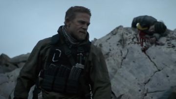 Chaqueta usada por William 'Ironhead' Miller (Charlie Hunnam) como se ve en Triple Frontier