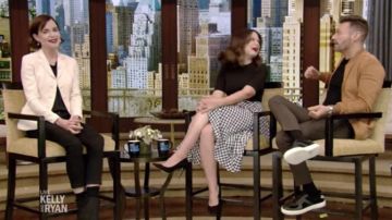 Baskets portées par Ryan Seacrest sur VIVRE avec Kelly et Ryan 27 Mars 2019
