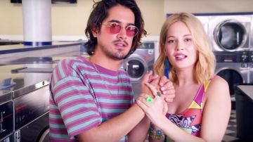 Striped t-shirt worn by Ulysses Zane (Avan Jogia) in Now Apocalypse Season 1