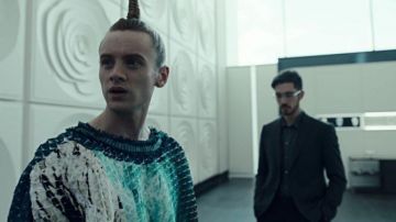 Sweatshir worn by Tech Boy (Bruce Langley) as seen in American Gods S02E04