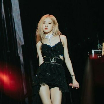 Cinturón usado por Rosé para la actuación en vivo de Blackpink en Coachella 2019