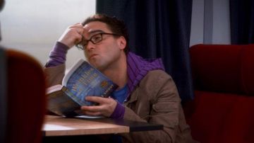 Veste portée par Leonard Hofstadter (Johnny Galecki) comme on le voit dans La Théorie du Big Bang S02E17